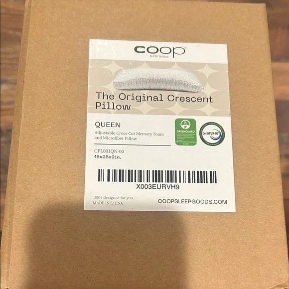 COOP Original Crescent Pillow- Queen - Picture 3 of 4